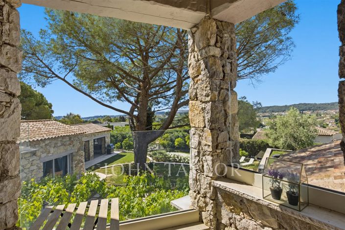 Image No.19-4 Bed House for sale
