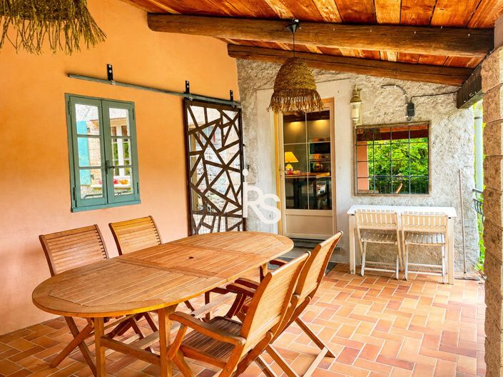 Image No.5-2 Bed House for sale