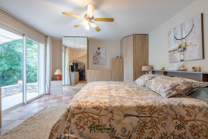 Image No.14-4 Bed House for sale