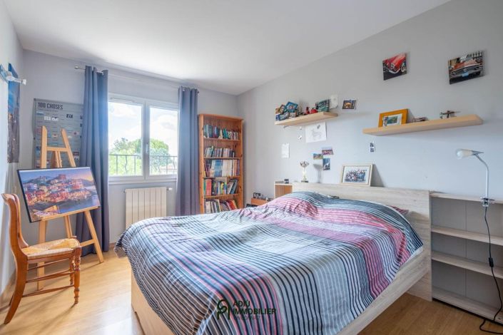 Image No.18-4 Bed House for sale