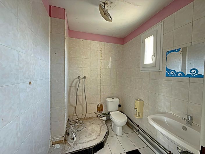 Image No.13-3 Bed House for sale