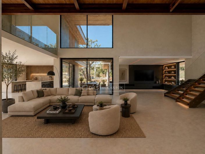 Image No.8-5 Bed House for sale