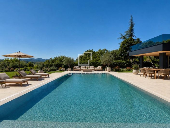 Image No.9-5 Bed House for sale