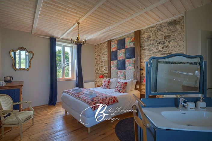 Image No.10-4 Bed House for sale