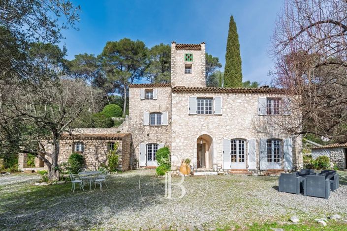 Image No.20-4 Bed House for sale