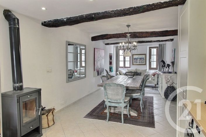 Image No.2-3 Bed House for sale