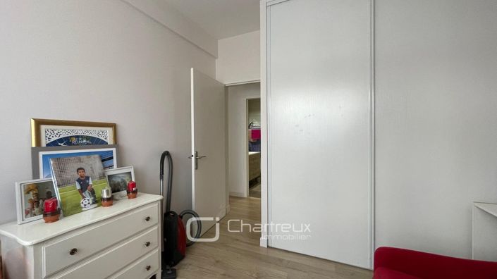Image No.17-2 Bed Apartment for sale