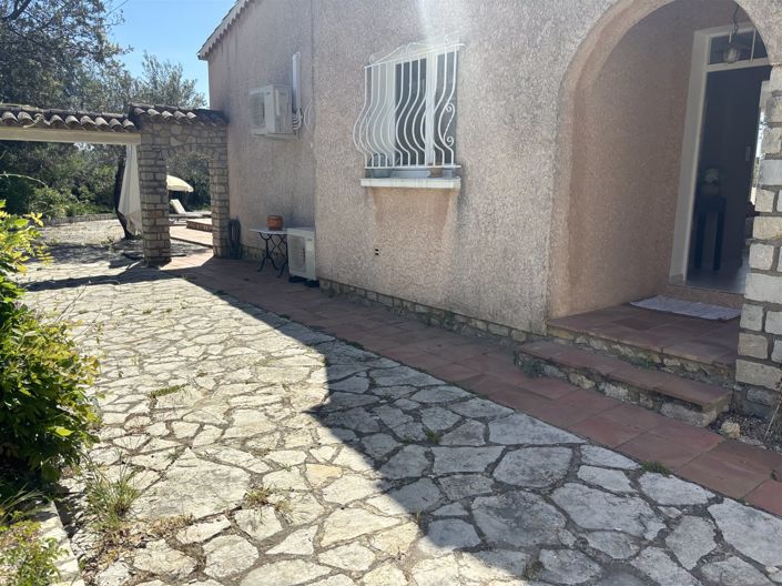 Image No.7-4 Bed House for sale