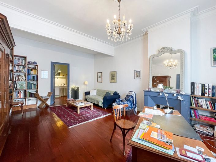 Image No.2-4 Bed House for sale
