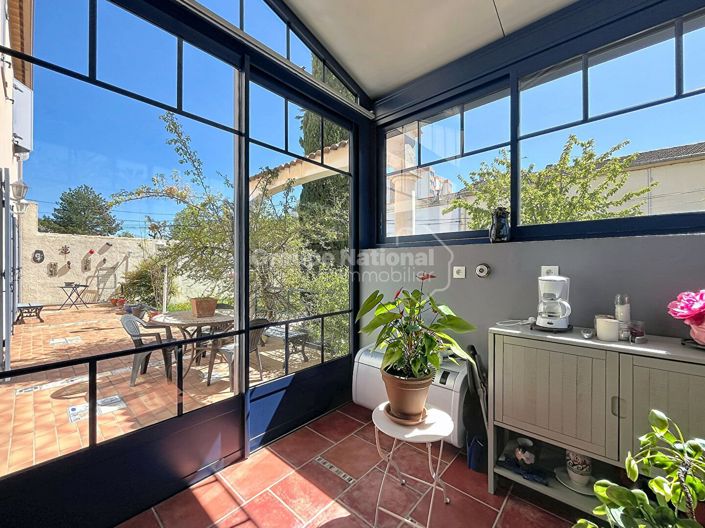 Image No.7-6 Bed House for sale