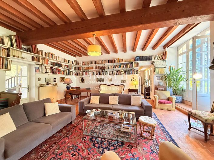 Image No.13-5 Bed House for sale