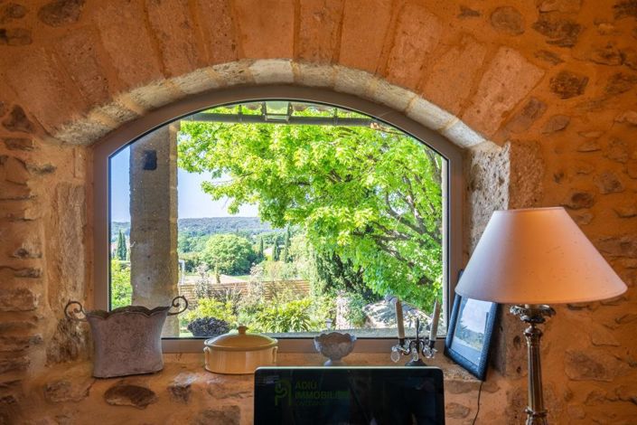 Image No.20-6 Bed House for sale