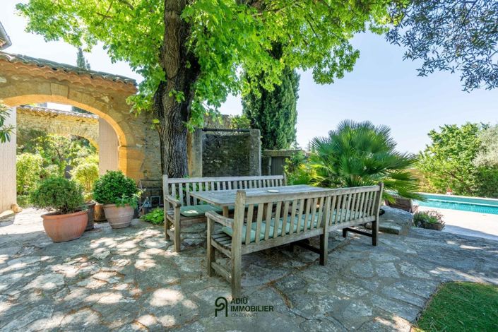 Image No.25-6 Bed House for sale