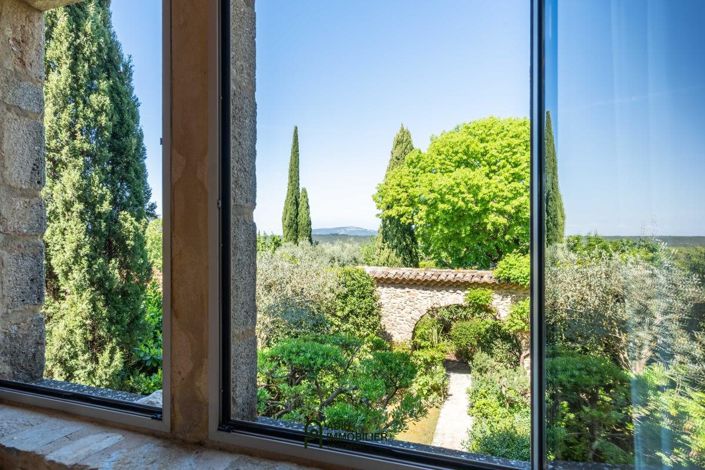 Image No.27-6 Bed House for sale