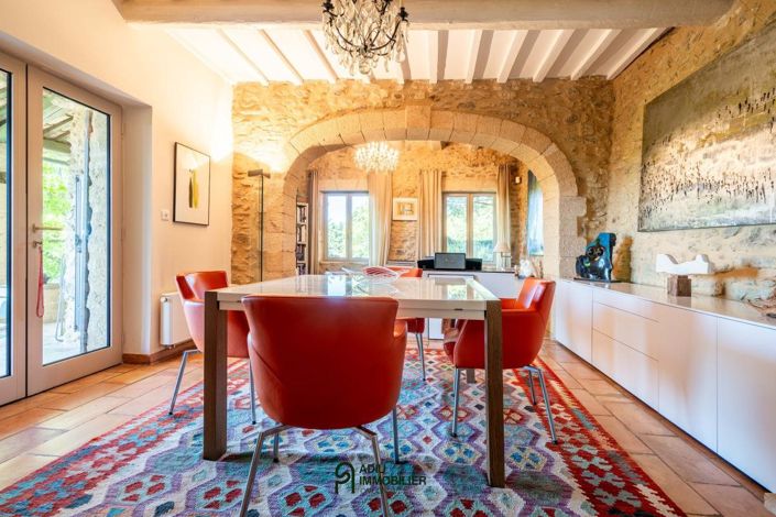 Image No.9-6 Bed House for sale