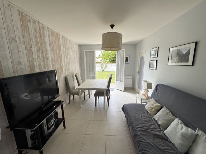 Image No.6-2 Bed House for sale