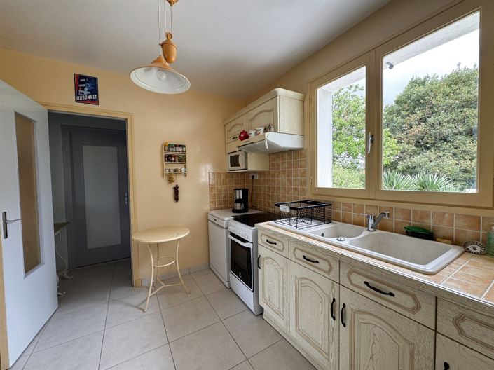 Image No.7-2 Bed House for sale