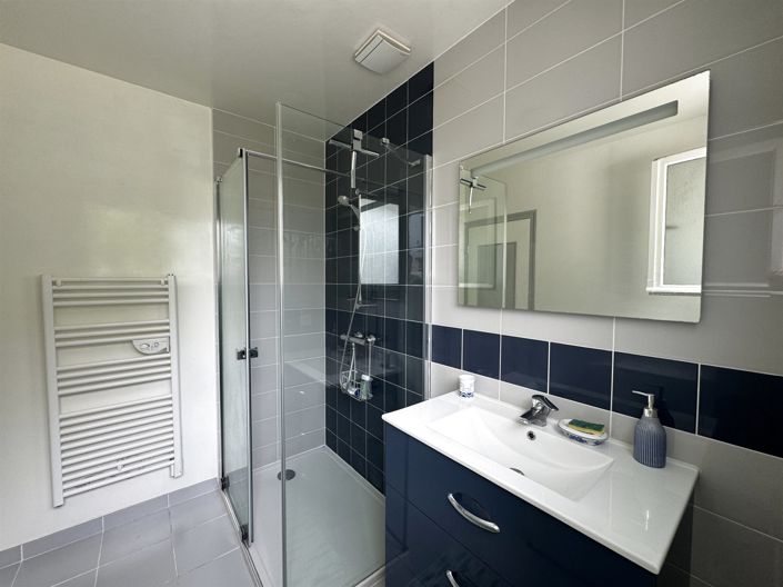 Image No.9-2 Bed House for sale