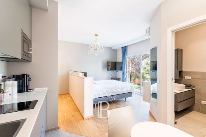 Image No.13-4 Bed House for sale