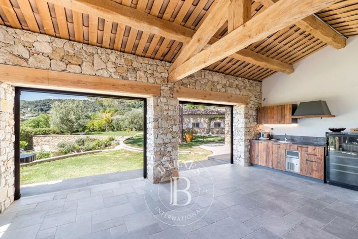 Image No.17-4 Bed House for sale