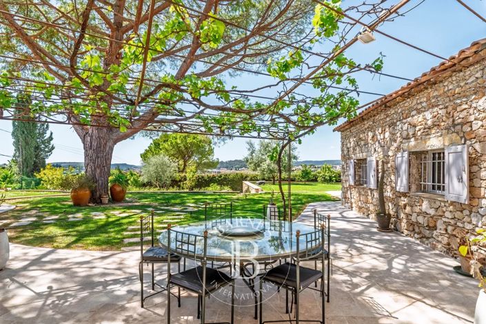 Image No.3-4 Bed House for sale