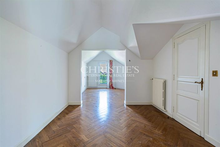 Image No.7-4 Bed House for sale