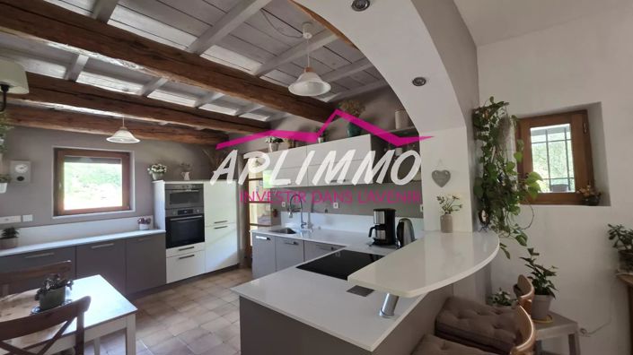 Image No.4-5 Bed House for sale