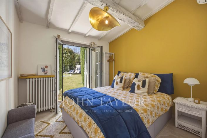 Image No.20-5 Bed House for sale