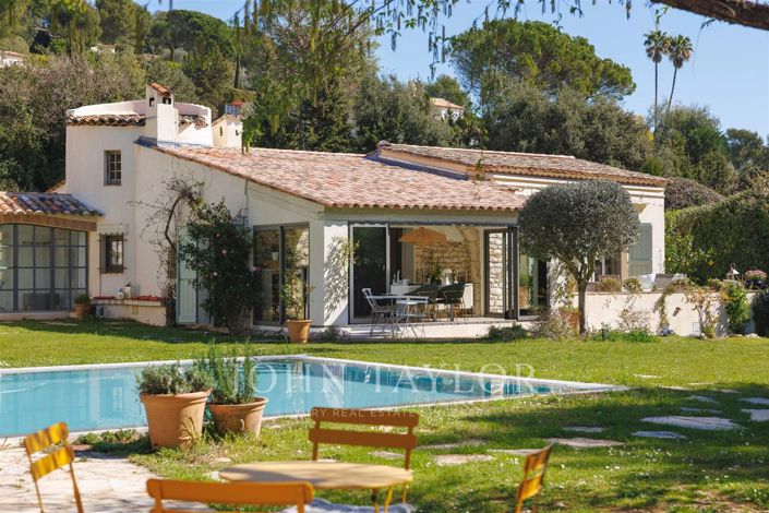 Image No.3-5 Bed House for sale