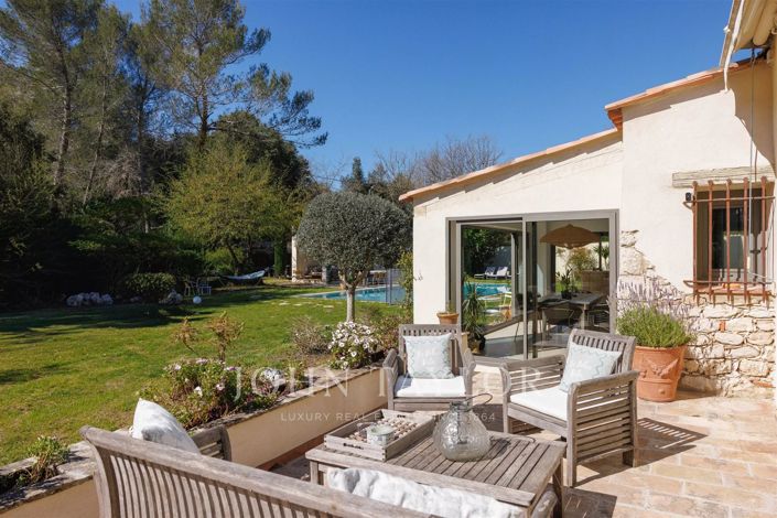 Image No.4-5 Bed House for sale