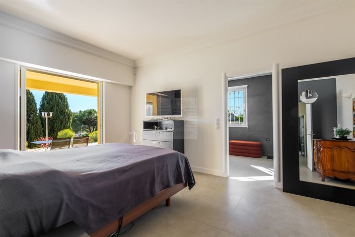 Image No.9-3 Bed House for sale