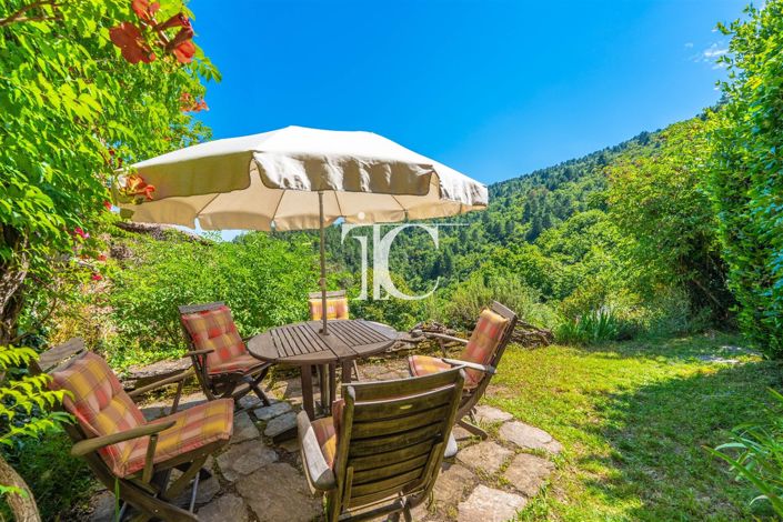 Image No.23-5 Bed House for sale