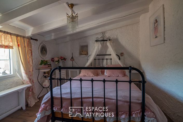 Image No.12-6 Bed House for sale