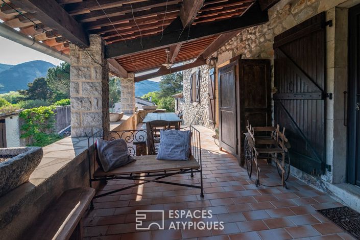Image No.8-6 Bed House for sale
