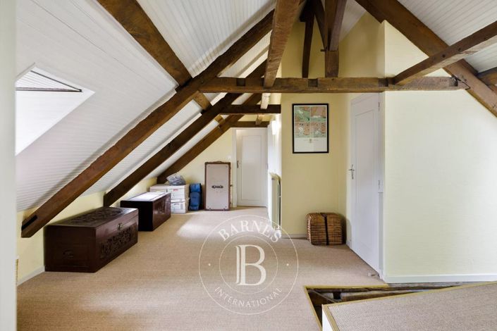 Image No.28-5 Bed House for sale