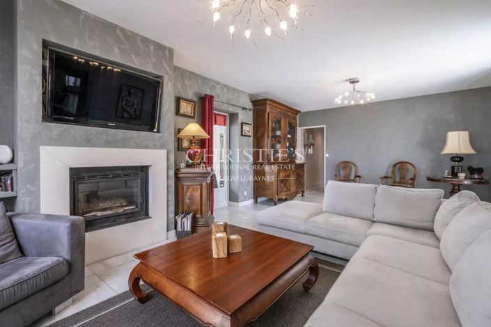 Image No.4-4 Bed House for sale
