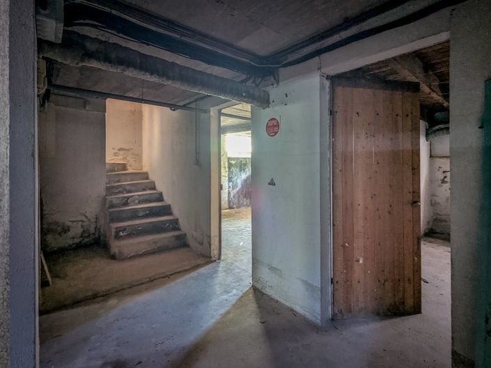 Image No.17-4 Bed House for sale