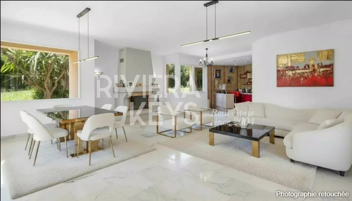 Image No.5-5 Bed House for sale