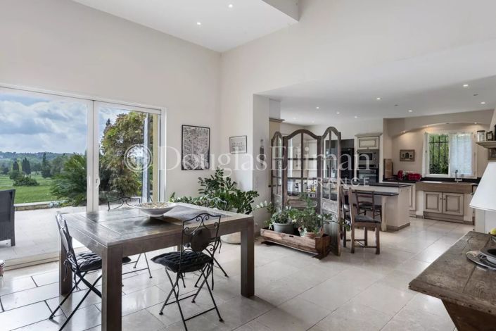 Image No.5-3 Bed House for sale