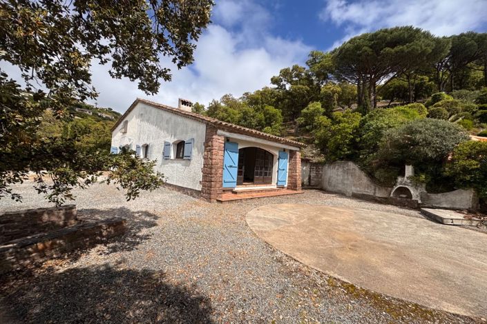 Image No.2-3 Bed House for sale