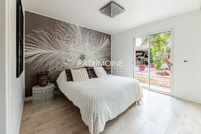 Image No.4-4 Bed House for sale