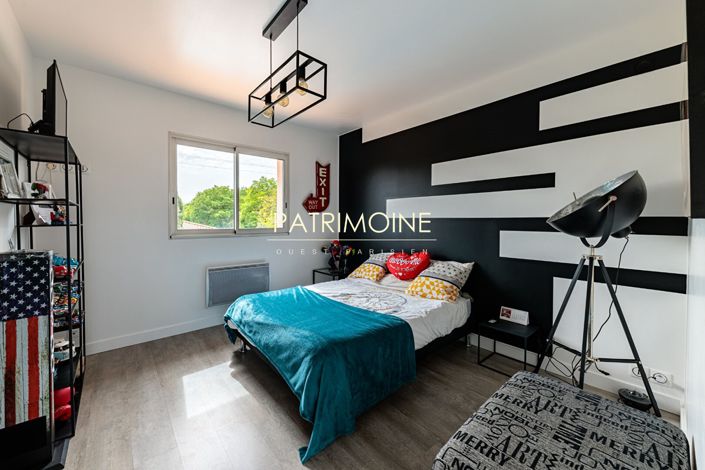 Image No.9-4 Bed House for sale