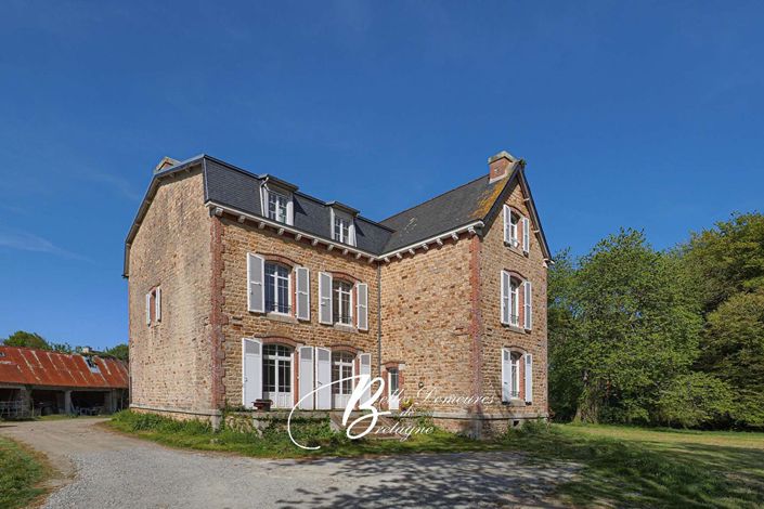 Image No.2-9 Bed House for sale