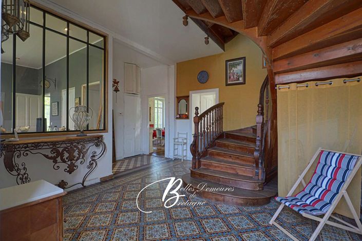 Image No.3-9 Bed House for sale