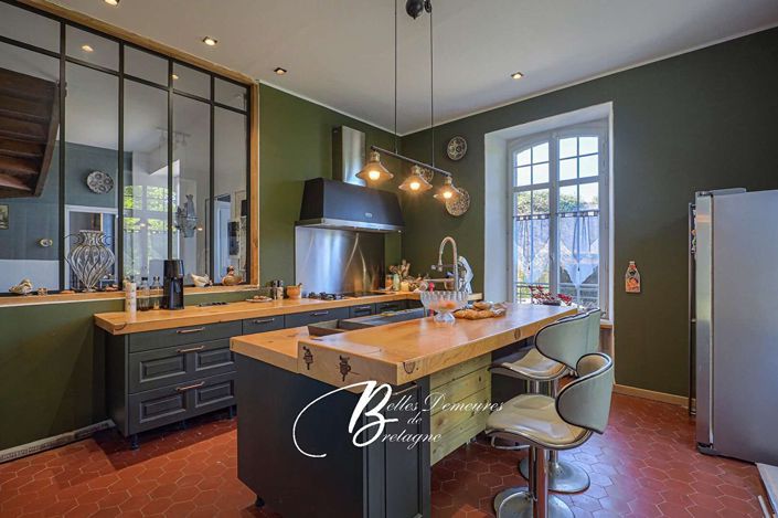 Image No.8-9 Bed House for sale