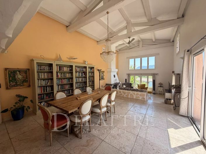 Image No.11-4 Bed House for sale