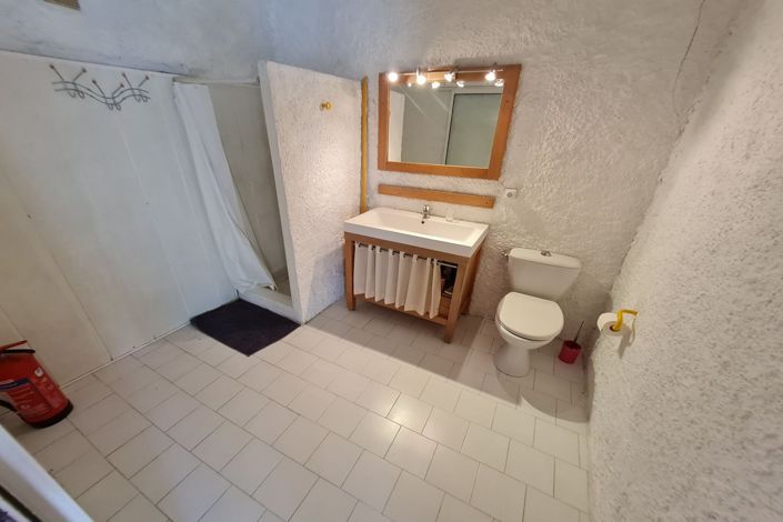 Image No.14-4 Bed House for sale