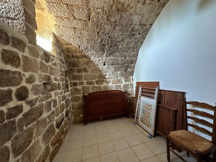 Image No.30-3 Bed House for sale