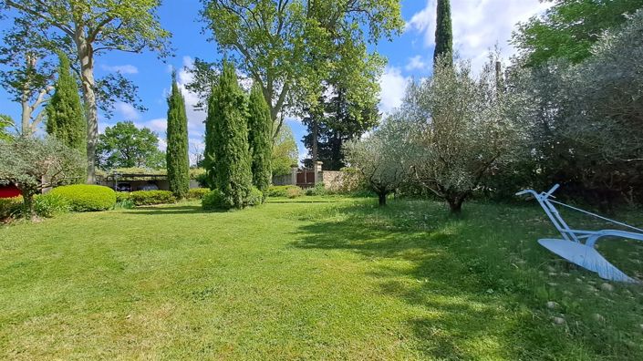 Image No.32-5 Bed House for sale