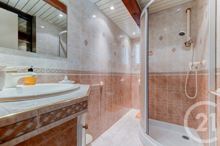 Image No.13-3 Bed House for sale